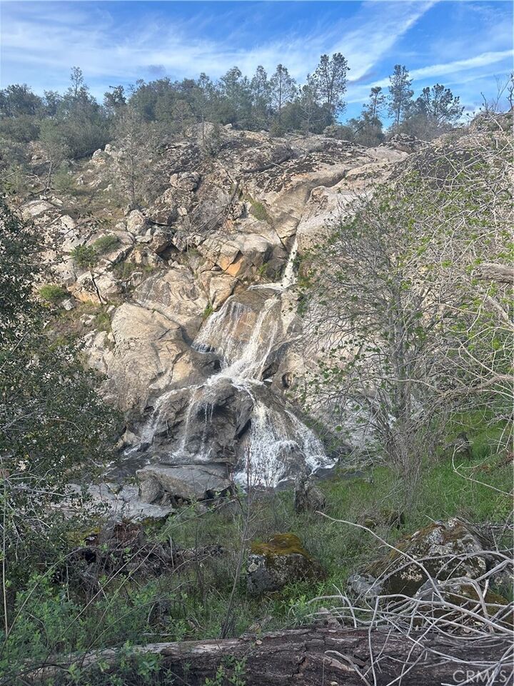 Property Photo:  0 Meadow Ridge Road  CA 93614 