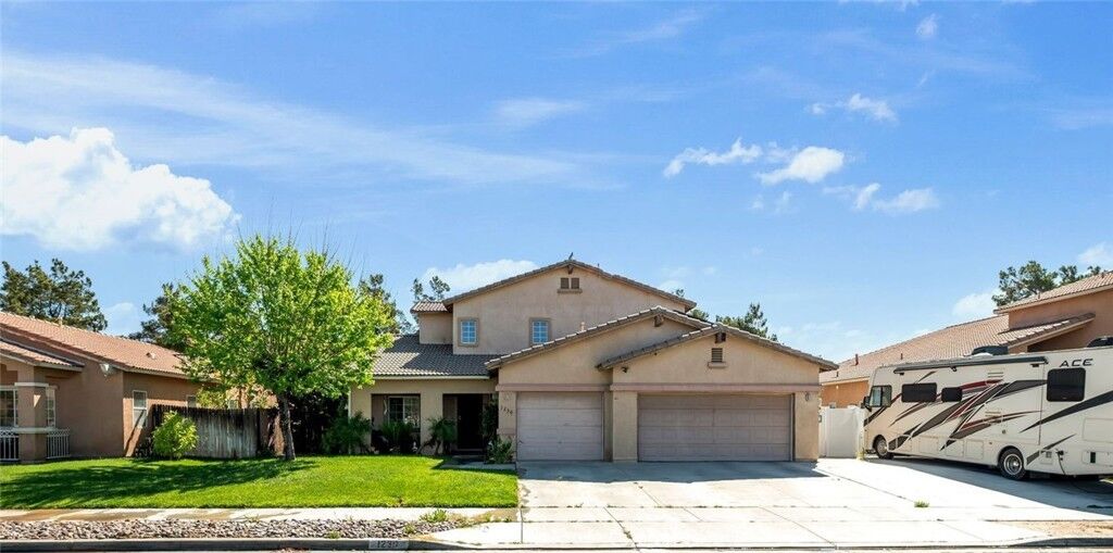 Property Photo:  1230 Manassas  CA 92545 