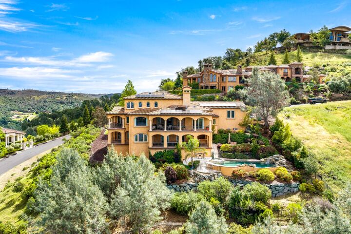 Property Photo:  1106 Clearview Drive  CA 95762 