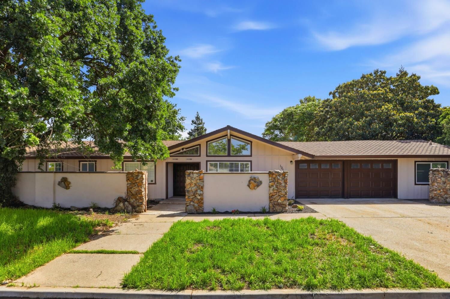 Property Photo:  10716 Davis Road  CA 95209 