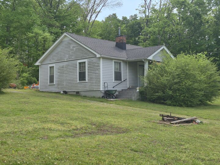 Property Photo:  7940 Old Springfield Pike  TN 37072 