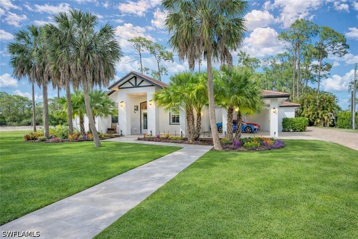 Property Photo: 2401 Coach House Lane FL 34105