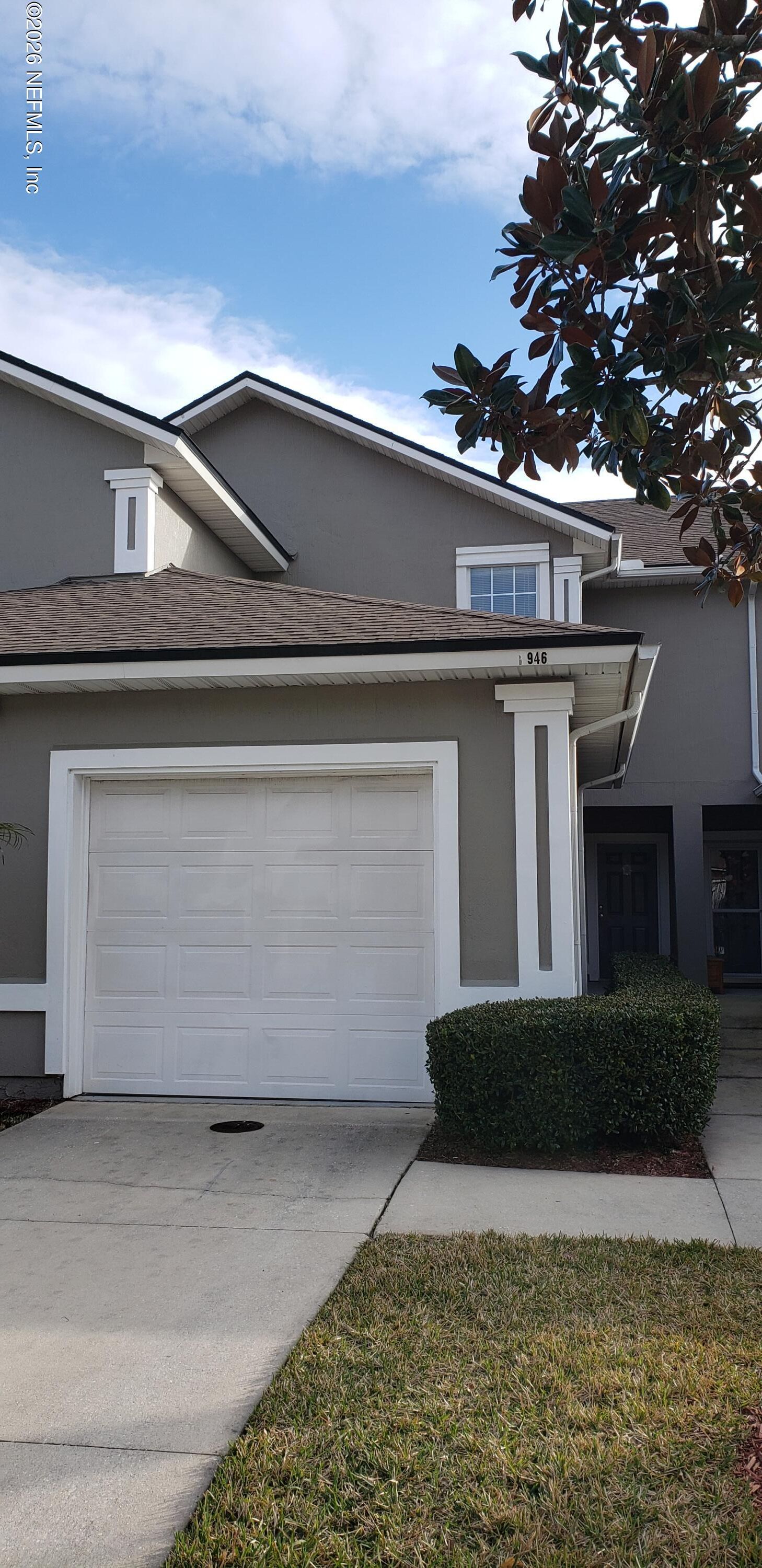Property Photo:  946 Scrub Jay Drive  FL 32092 