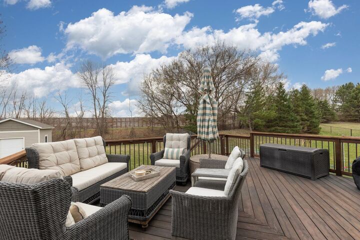 Property Photo:  8537 Chanhassen Hills Drive S  MN 55317 