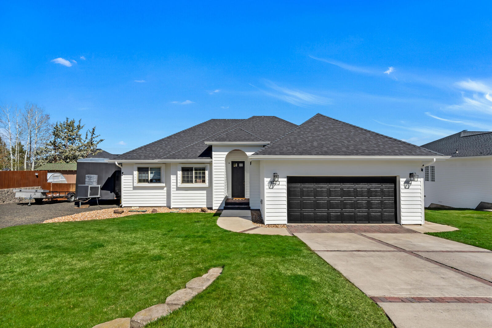 Property Photo:  3773 SW Timber Avenue  OR 97756 