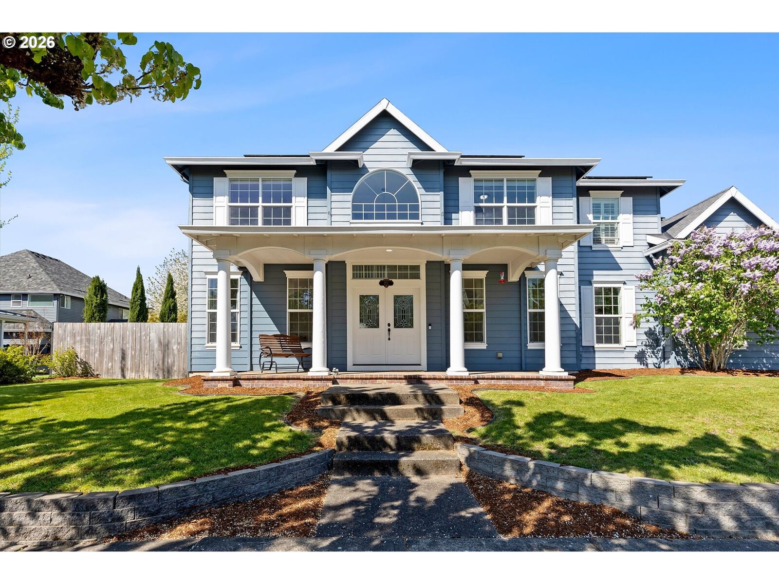 Property Photo:  211 W Hazelnut Dr  OR 97132 