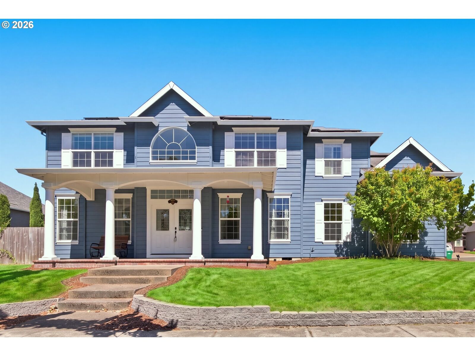Property Photo:  211 W Hazelnut Dr  OR 97132 