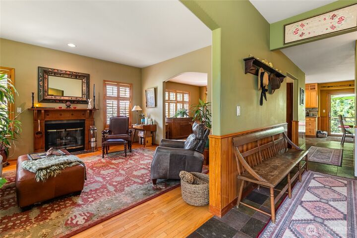 Property Photo:  1613  Brookview Court  WA 98229 