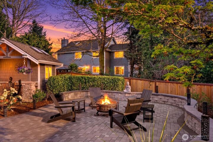 Property Photo:  8907 NE 152nd Place  WA 98011 