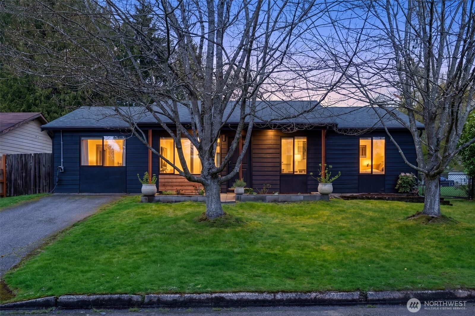 Property Photo:  327  213 Place SW  WA 98021 