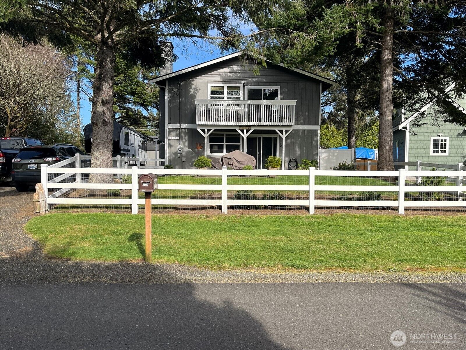 Property Photo:  102 N Narwhal Loop NW  WA 98569 