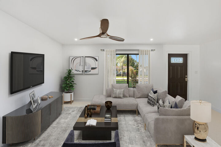 Property Photo: 1431 SW 32nd Court FL 33315