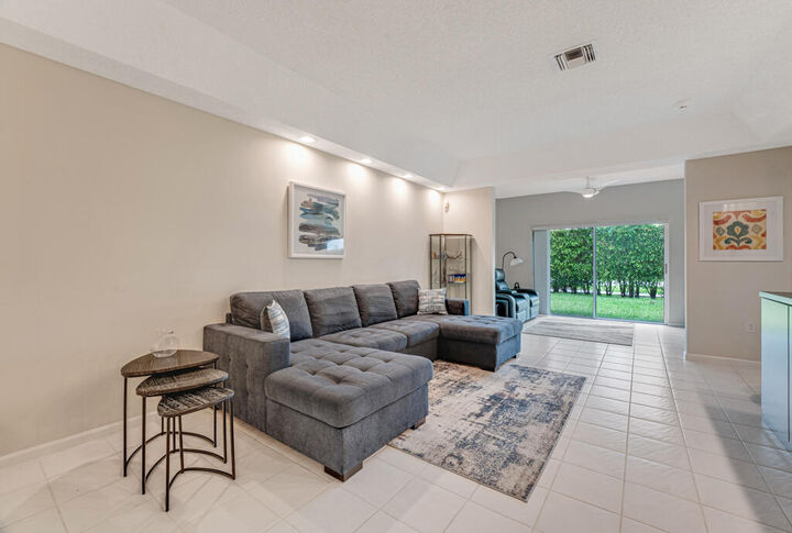 Property Photo:  9998 Seacrest Circle C  FL 33437 