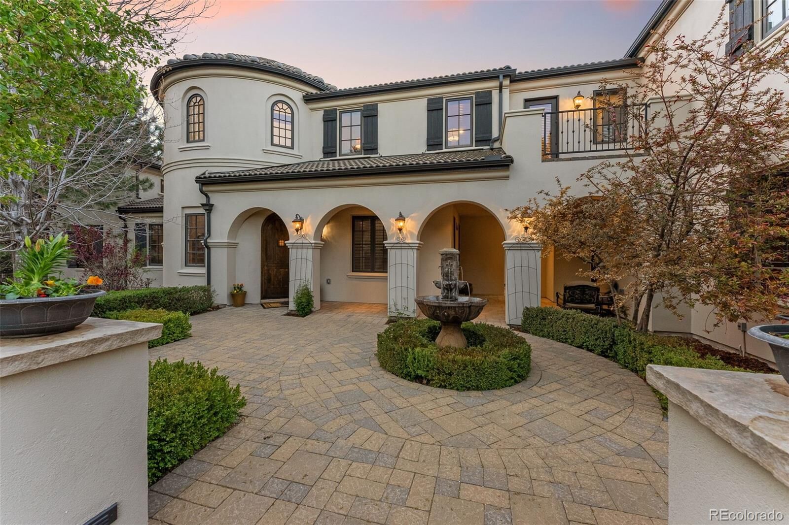 Property Photo:  15 Foxtail Circle  CO 80113 