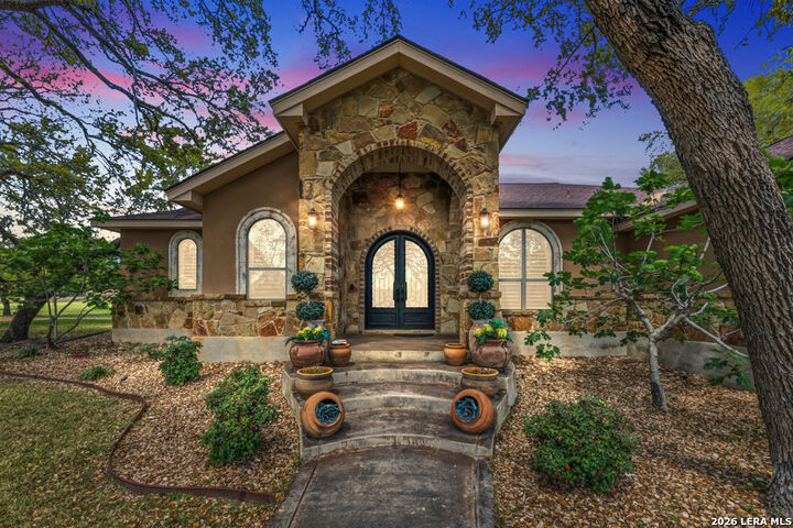 Property Photo: 128 Bucks Ln TX 78121
