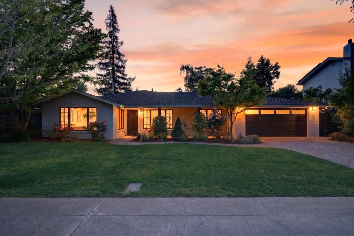 Property Photo:  2734 Doverton Square  CA 94040 