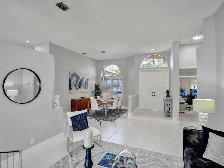 Property Photo:  1356 Ginger Cir  FL 33326 