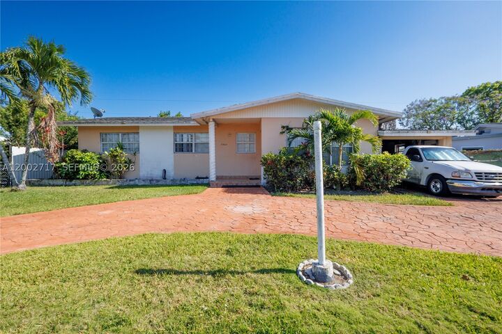 Property Photo:  11960 SW 176th St  FL 33177 
