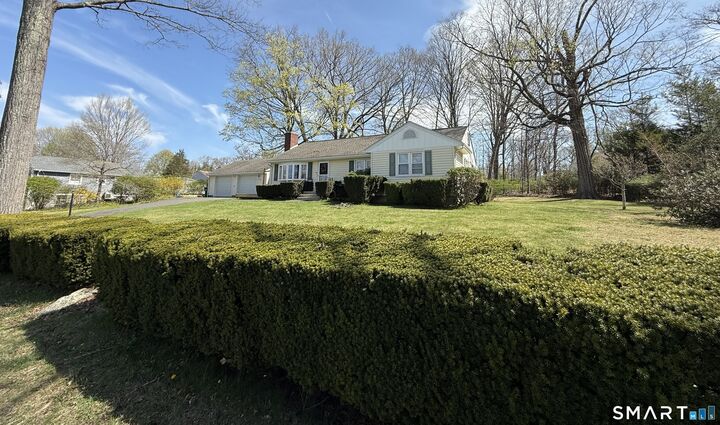 Property Photo:  10 Cedar Street  CT 06811 