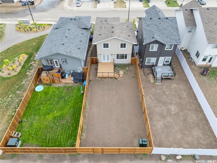 Property Photo: 304 Pepper Place SK S7V 1S7
