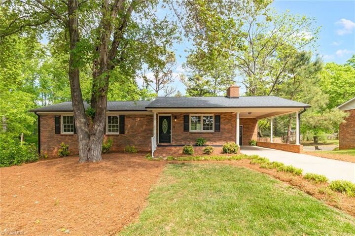 Property Photo: 5595 Murray Road NC 27106