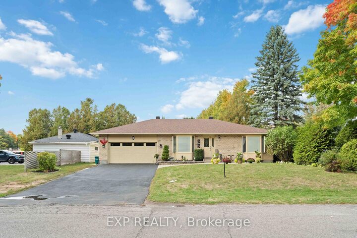16 Evelyn Street — photo 1