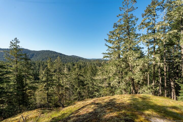Property Photo:  1530 Nighthawk Lane  BC V9Z 1M9 