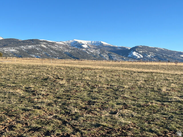 Property Photo: 1400 N 0200 E UT 84662
