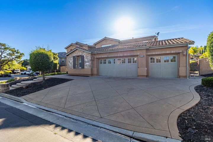 Property Photo:  5325 Carole Ridge Court  CA 94534 