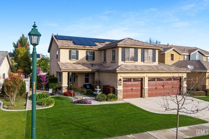 Property Photo:  12512 Cheswolde Drive  CA 93312 