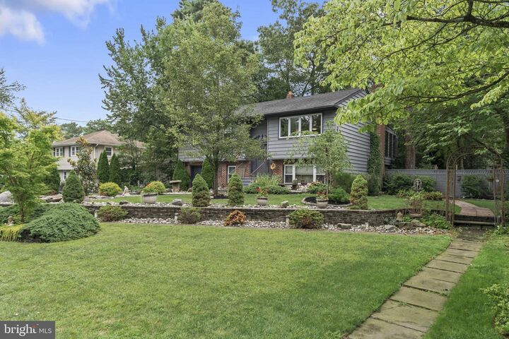 Property Photo:  112 Woodland Avenue  NJ 08055 