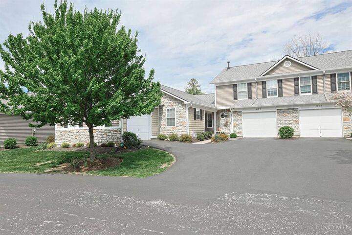 Property Photo:  680 Stoneharbor Lane  OH 45039 