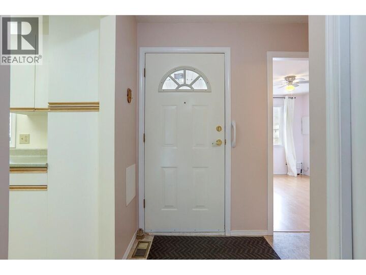 Property Photo: 2180 Fletcher Avenue 2 BC V0E 1B1