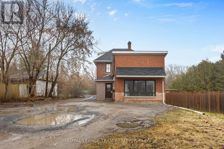 47 Daniel Street South — photo 1