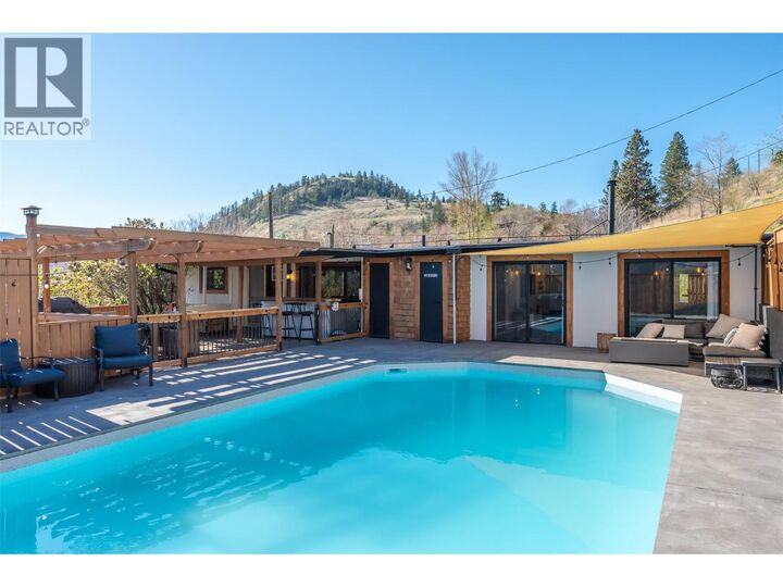 141 Cypress Avenue — photo 1