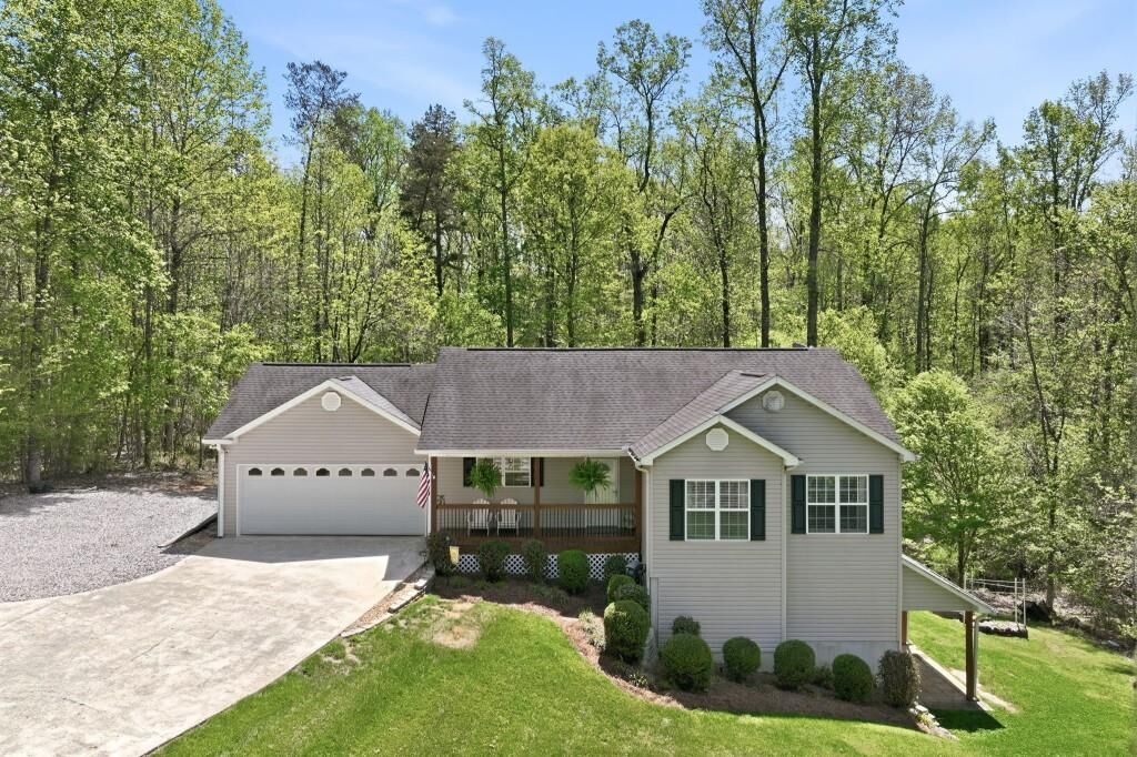 Property Photo:  250 Bridgestone Way  GA 30533 