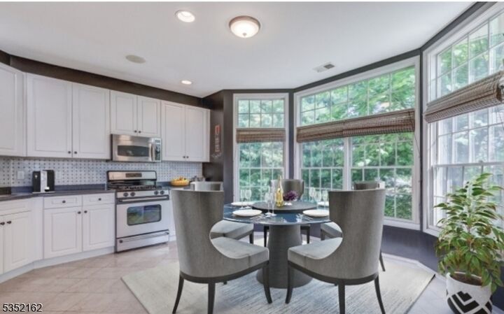 Property Photo:  325 Edmonton Ct  NJ 07039 