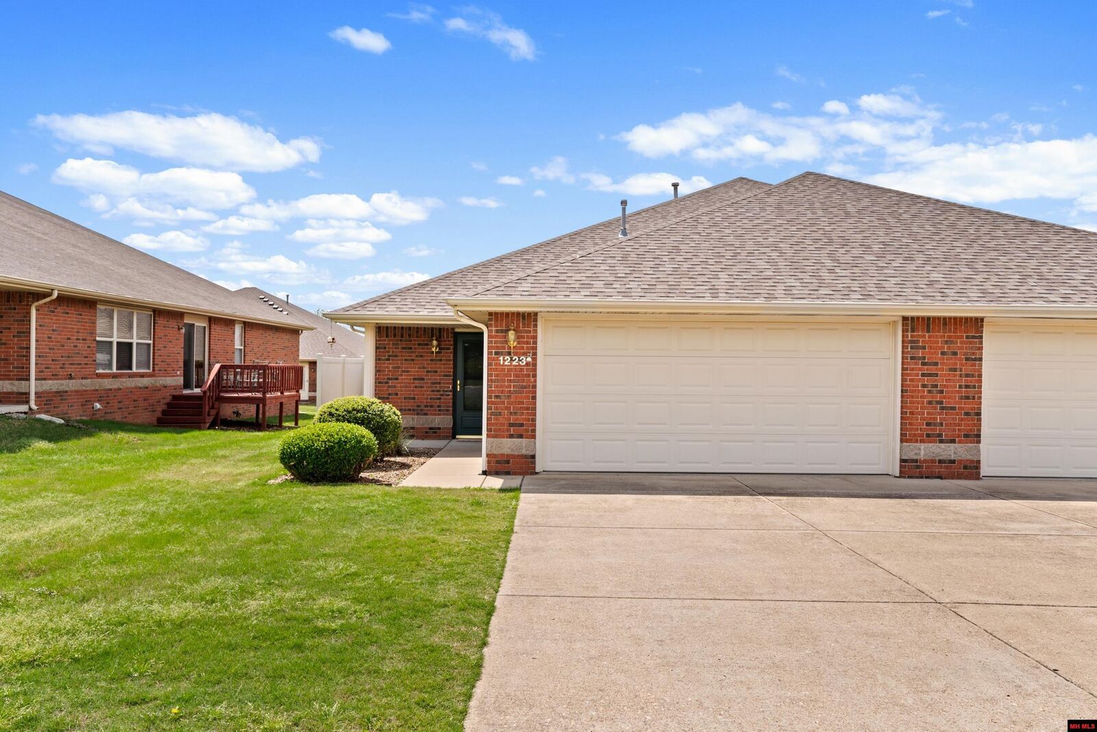 Property Photo:  1223 Willowbrook Road  AR 72653 