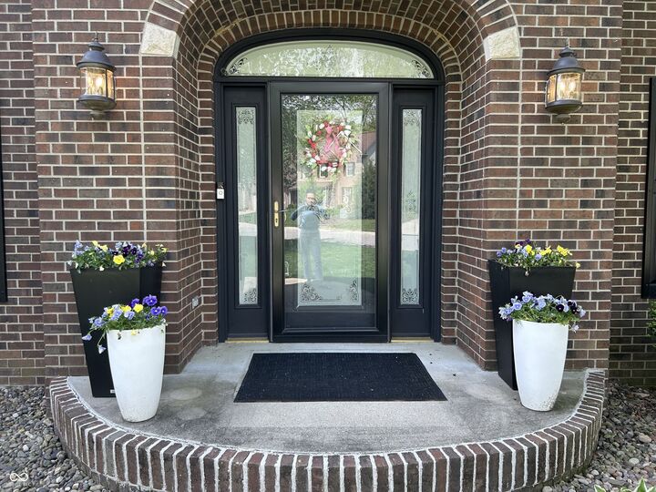 Property Photo:  6075 Chinkapin Drive  IN 47201 