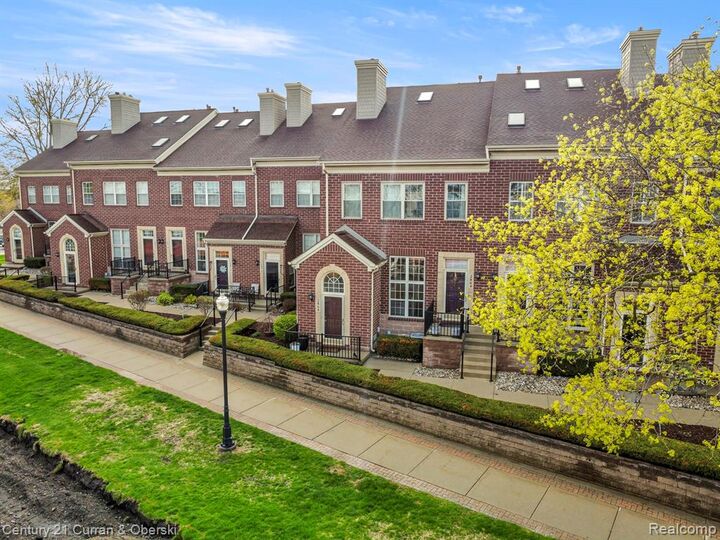 Property Photo:  2868 Van Alstyne Street 22  MI 48192 5220 