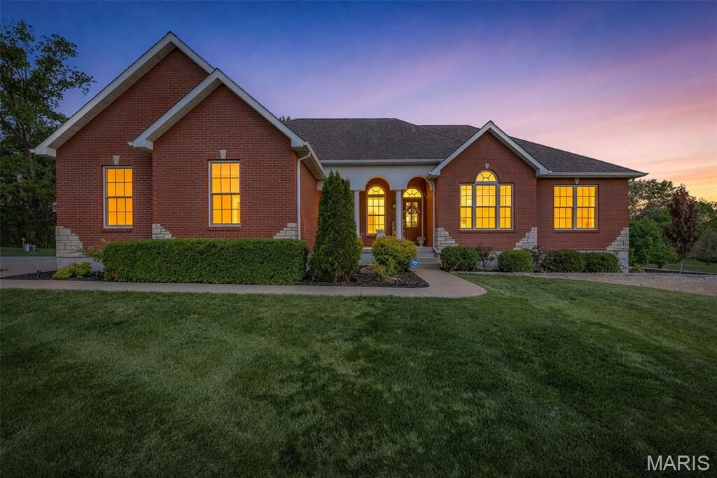 Property Photo: 1041 Saint Francois Hills Drive MO 63637