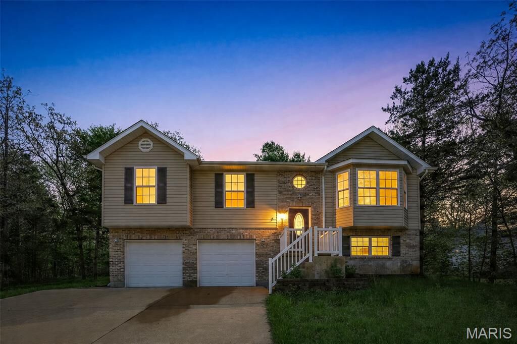 Property Photo:  1022 S Lakeview Drive  MO 63020 