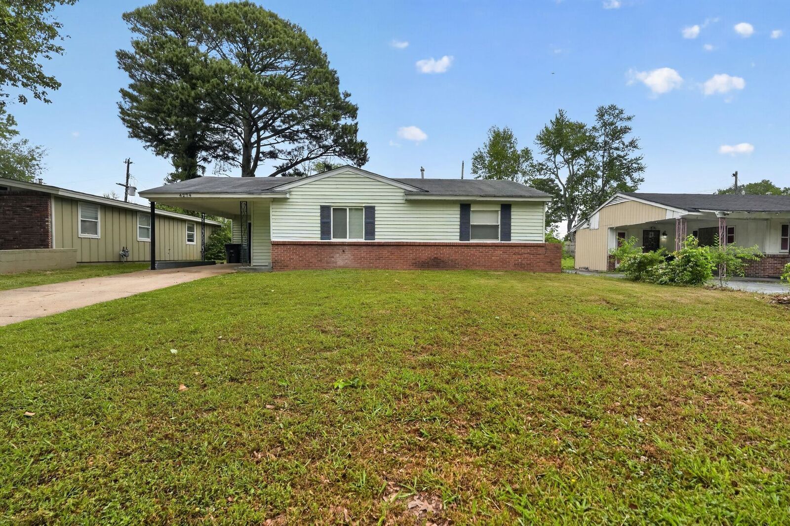 Property Photo:  4274 Deerland St  TN 38109 