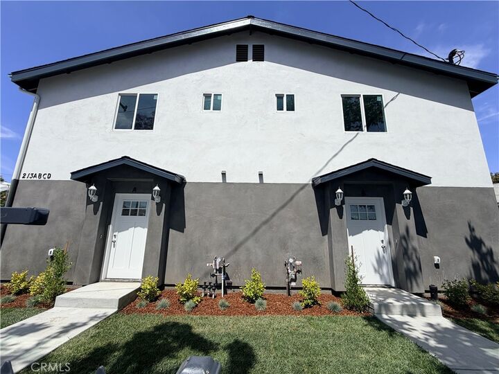 Property Photo:  213 E Raymond  CA 90220 