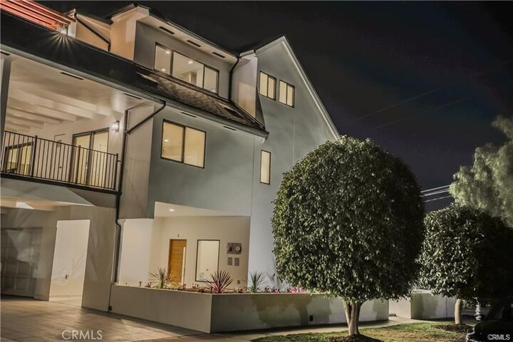 Property Photo:  26372 Via California Studiob  CA 92624 