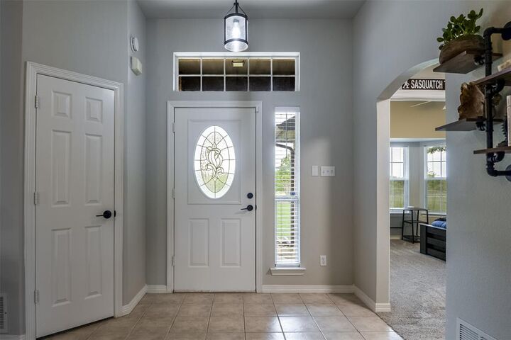 Property Photo:  1303 Lariat Circle  TX 75154 