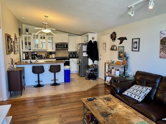 Photo de la propriété:  353 Boyce Crescent 11  BC V1Y 5Z7 