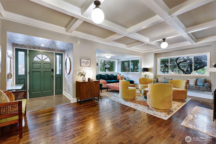 Property Photo:  4634 SW Frontenac Street  WA 98136 