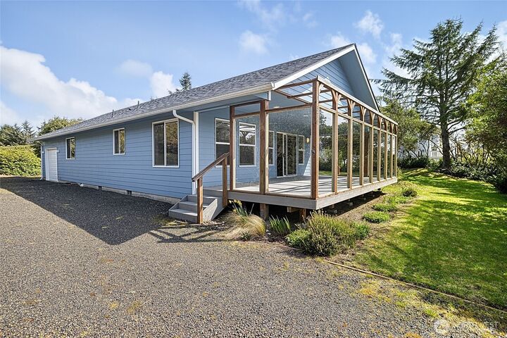 Property Photo:  376  Sand Dune Avenue SW  WA 98569 