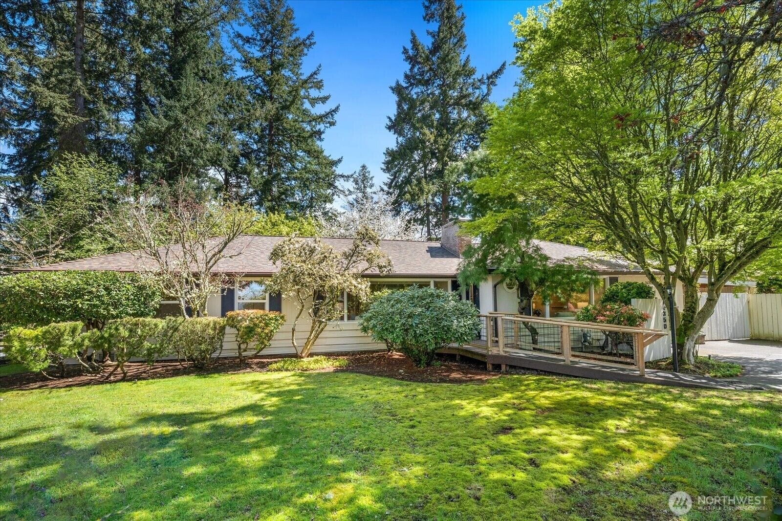 Property Photo:  14350  22nd Avenue SW  WA 98166 